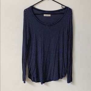 Abercrombie and Fitch Long sleeve flow tee
